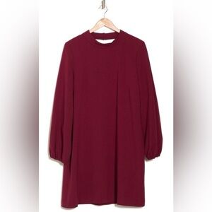 Eliza J Mock neck balloon sleeve crepe shift dress in burgundy size 6 NWOT
